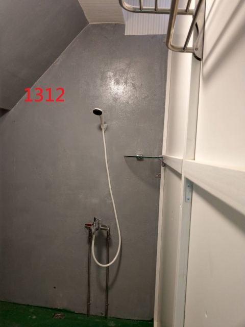 Room1312 高雄左營區
