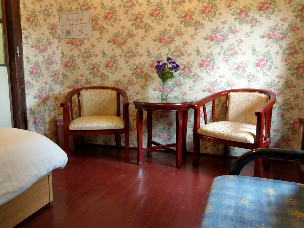 Room 1316 高雄左營區