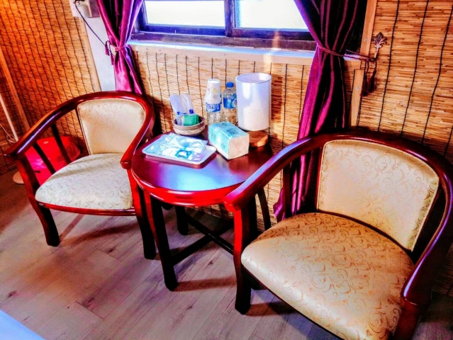 Room 1317 高雄左營區 