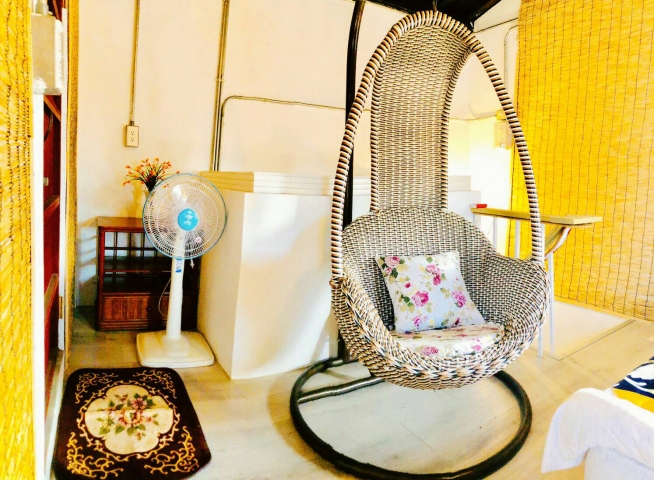 Room 1317 高雄左營區 